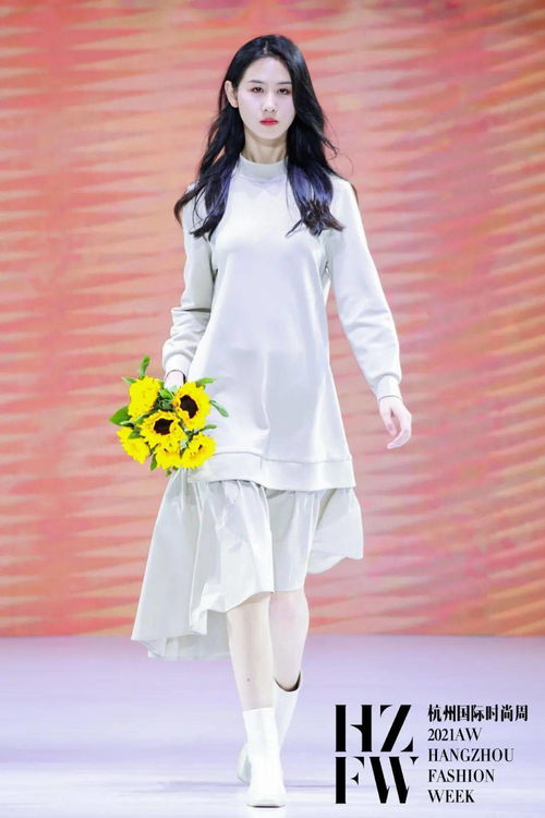 設計落地 觸摸市場 國博會場與中國杭州國際服裝產業交易會開幕，聚焦電子產品融合